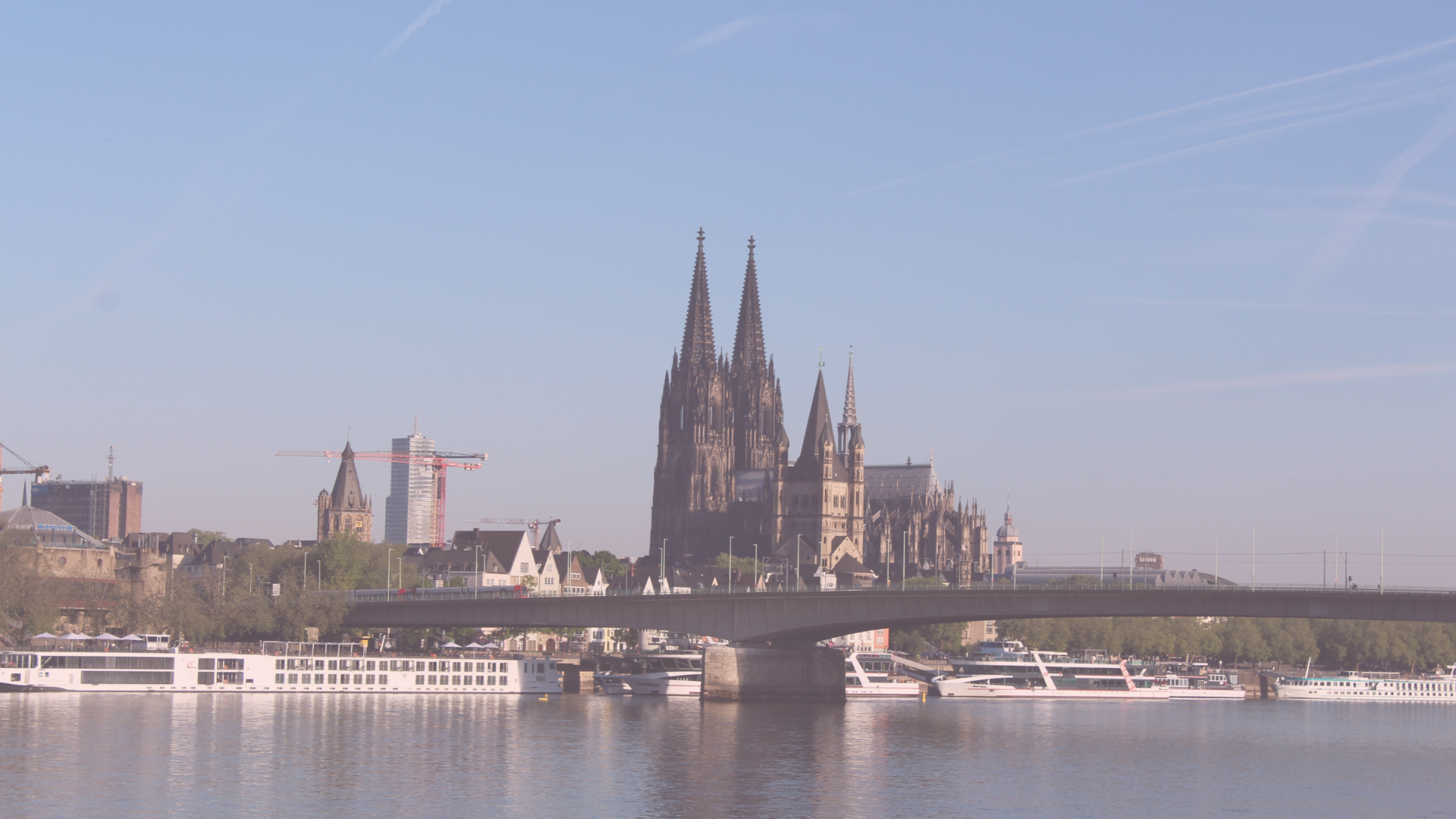 Kölner Dom mit Hohenzollernbrücke